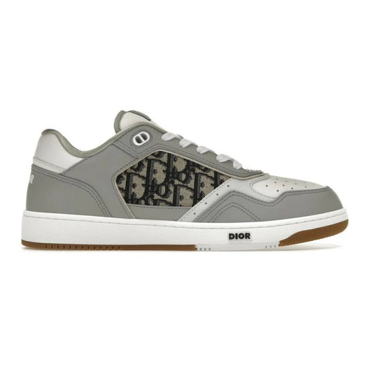 "27" Low Sneaker