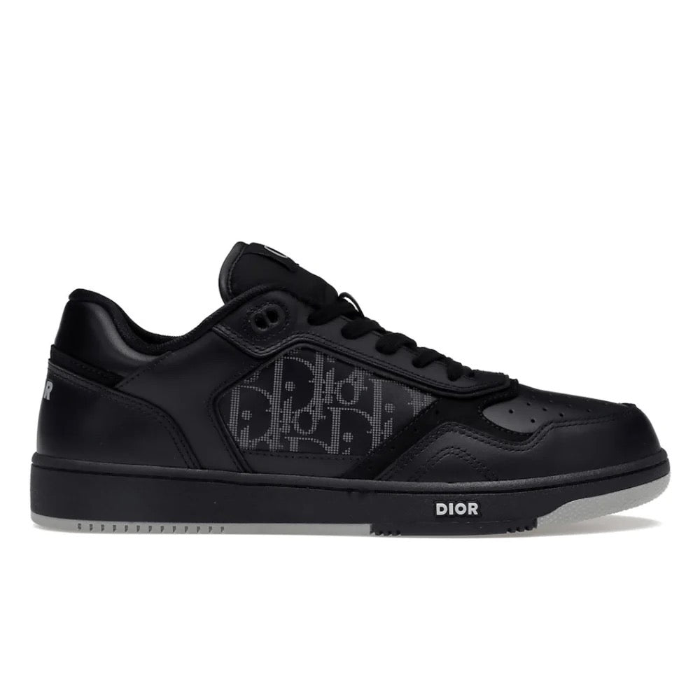 "27" Low Sneaker