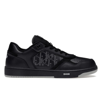 "27" Low Sneaker