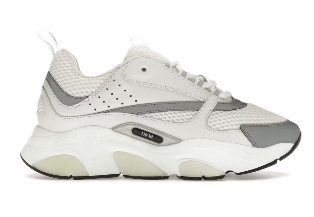 "22" Sneaker
