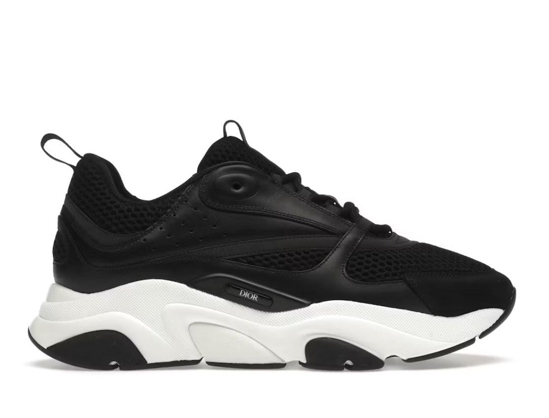 "22" Sneaker
