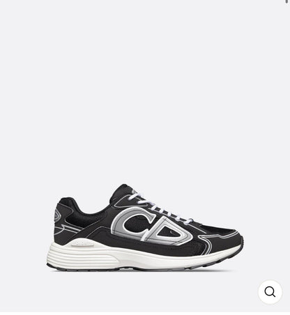 "30" Sneaker