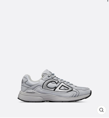 "30" Sneaker