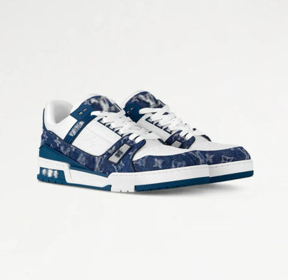 "VL " Trainer Sneaker