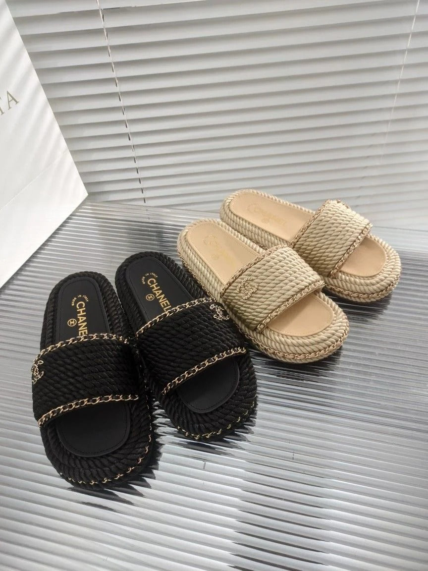 RIFFLED SLIDES