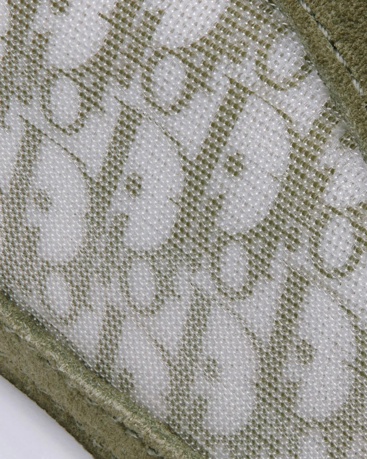 25 Sneaker Olive