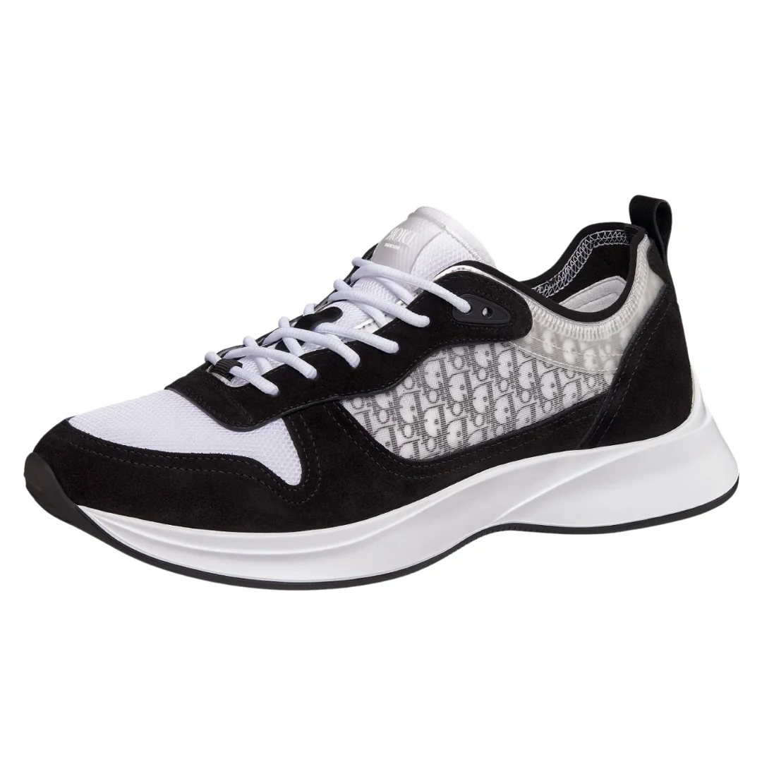 "25" Sneaker